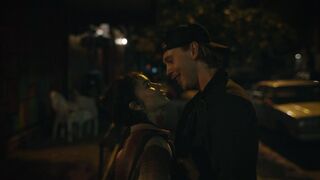 Zoe Kravitz topless - Caught Stealing (2025) Nude elebrity Scene