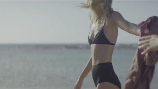 Stacy Martin topless - Islands (2025)