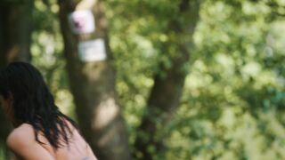 Bettina Zimmermann nackt - Zwei Frauen fur alle Felle (2025)  s01e10 - Hot Scene