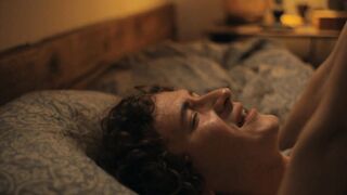 Embla Ingelman-Sundberg nude - Leva lite (2025) Couple Sex