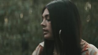 Eva Ray topless, Lauren Staerck, Alina Desmond nude - Piglet (2025) Horror Scenes