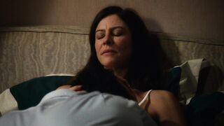 Anna Mouglalis nude - La mer au loin (2024) Short Nudity Foreplay Scene