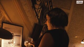 Gina Henkel topless - Krzyk Losing Control (2024)