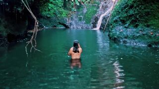 Kristy Wright, Aleisha Rose hot - Stranded Pearl (2024)