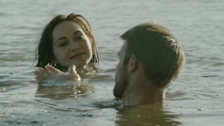 Hannah James sexy, Chantelle Albers hot - Two Sinners and a Mule (2023)