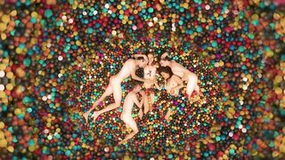 Hannah Victoria Zieziula naked, Agnes Thi-Mai nude - Neonazur (2022)