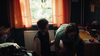 Lena Schmidtke hot - Wut auf Kuba (2022)