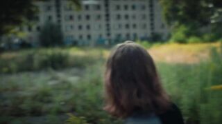 Lena Schmidtke hot - Wut auf Kuba (2022)