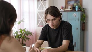 Freyja Benjamin sexy, Ayeshah Rose, Gigi Edgley nude - Everything in Between (2022) Hot and Sex Scenes