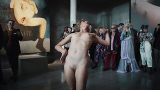 Mavie Horbiger nude, Katharina Schuttler nackt - Ich und die Anderen (2021)  Sex Scenes of Season01