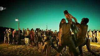 Milena Tscharntke nackt - Tod von Freunden (2021) Sex Scene on the Yacht