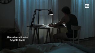 Elisa Zanotto topless. Short Scene - Sul tetto del mondo (2021)