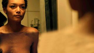 Philypa Phoenix topless - Cliche (2020)