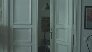 Ayla Gresta topless - Ainda Temos a Imensidao da Noite (2019)